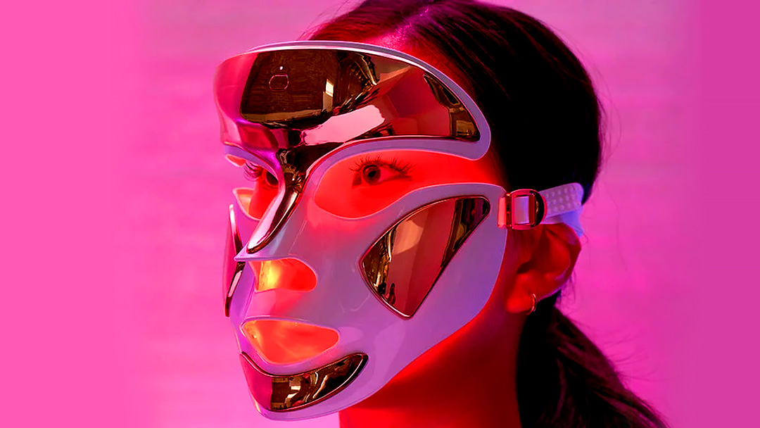 Best red light therapy mask: Dr Dennis Gross SpectraLite FaceWare Pro.
