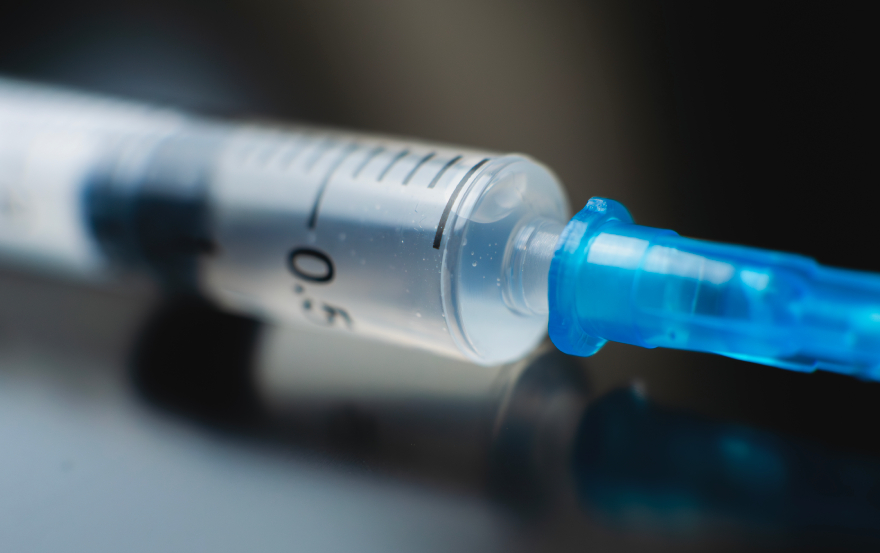 Ozempic alternatives: a syringe filled with a peptide.