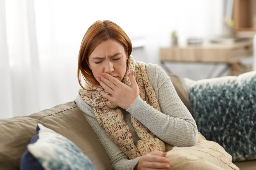 Side effects of Mounjaro: a woman feeling nauseated.