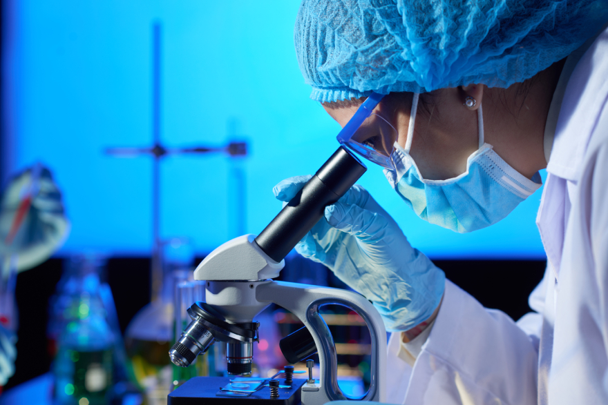 What is reta peptide: a scientist working.